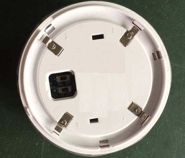 Wired / Conventional Photoelectric Smoke Detector for Fire Alarm (ES-5002OSD)