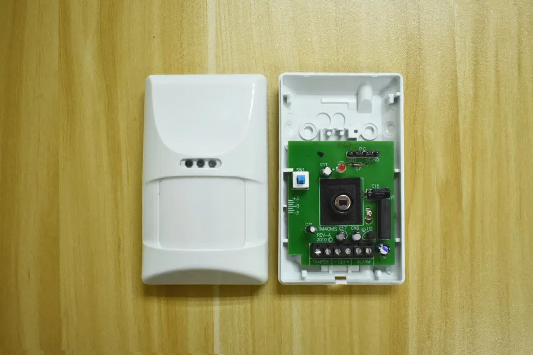 Wired Indoor PIR Motion Detector with Long Range Detection