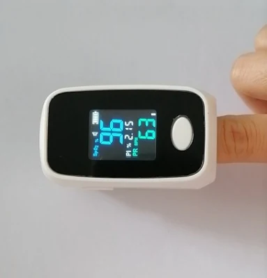 Dedo Pulsioxímetro portátil Stock listo Peadiatric adulto de alta precisión de la SpO2 TFT LCD LED pantalla OLED de cuatro colores de un solo color