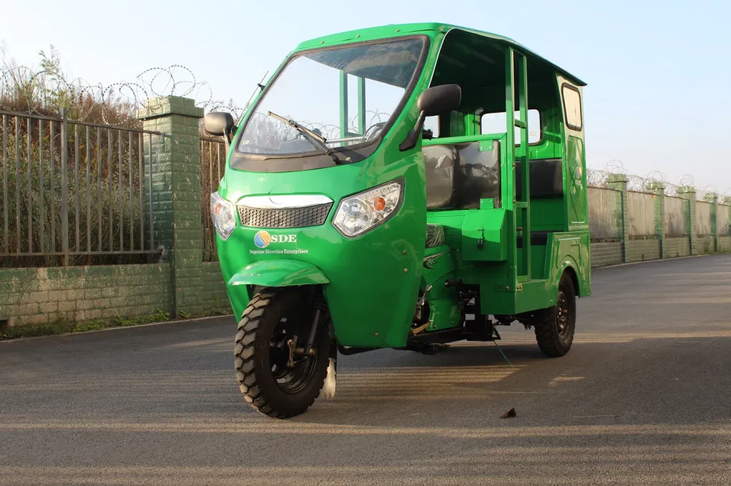 Passenger Tricycle Three Wheel Motorcycle Taxi Cargo Tricycle Dirt Bike Auto Rickshaw