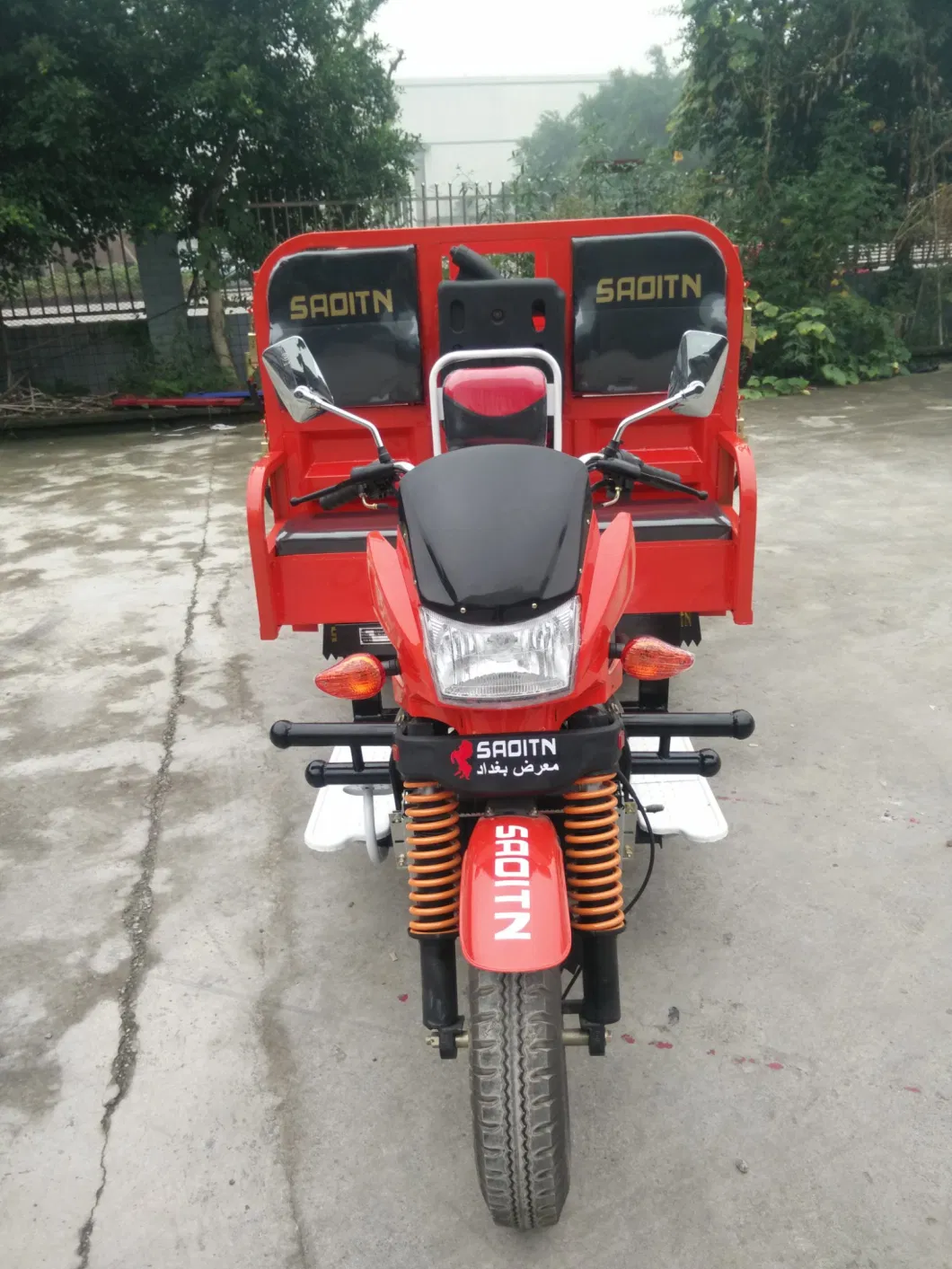 Cargo Tricycle Auto Rickshaw Passenger Three Wheel Motorcycle Water Tank