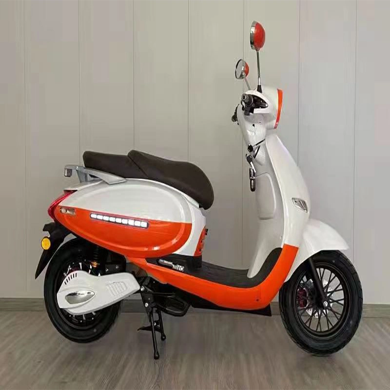 New Model High Speed and High Quality with Double Dics Alloy 3 Wheel Electric Motorcycle/Electric Scooter 2000W 90km/H