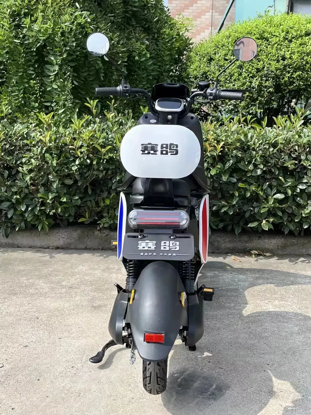 European Warehouse Electric Scooter Best Price Electric Motorcycle for Adults