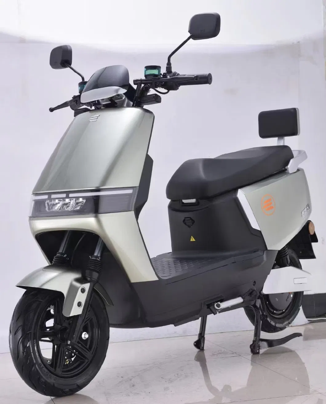 2022 Hot Selling Chinese Electric Bike, Adults Electric Scooter with 65km/H Speed