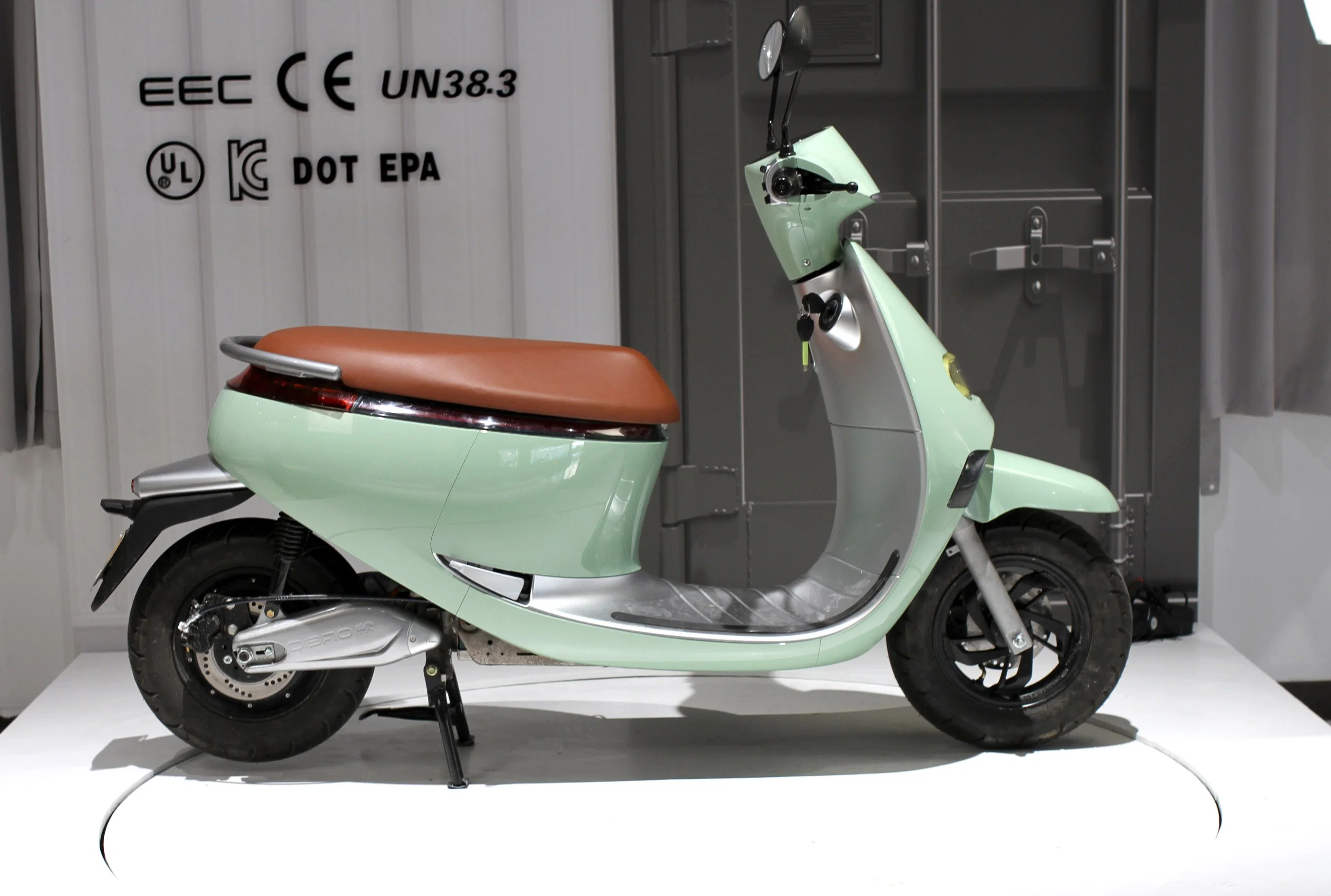 Motor lateral Scooter el&#233;ctrico motocicleta el&#233;ctrica