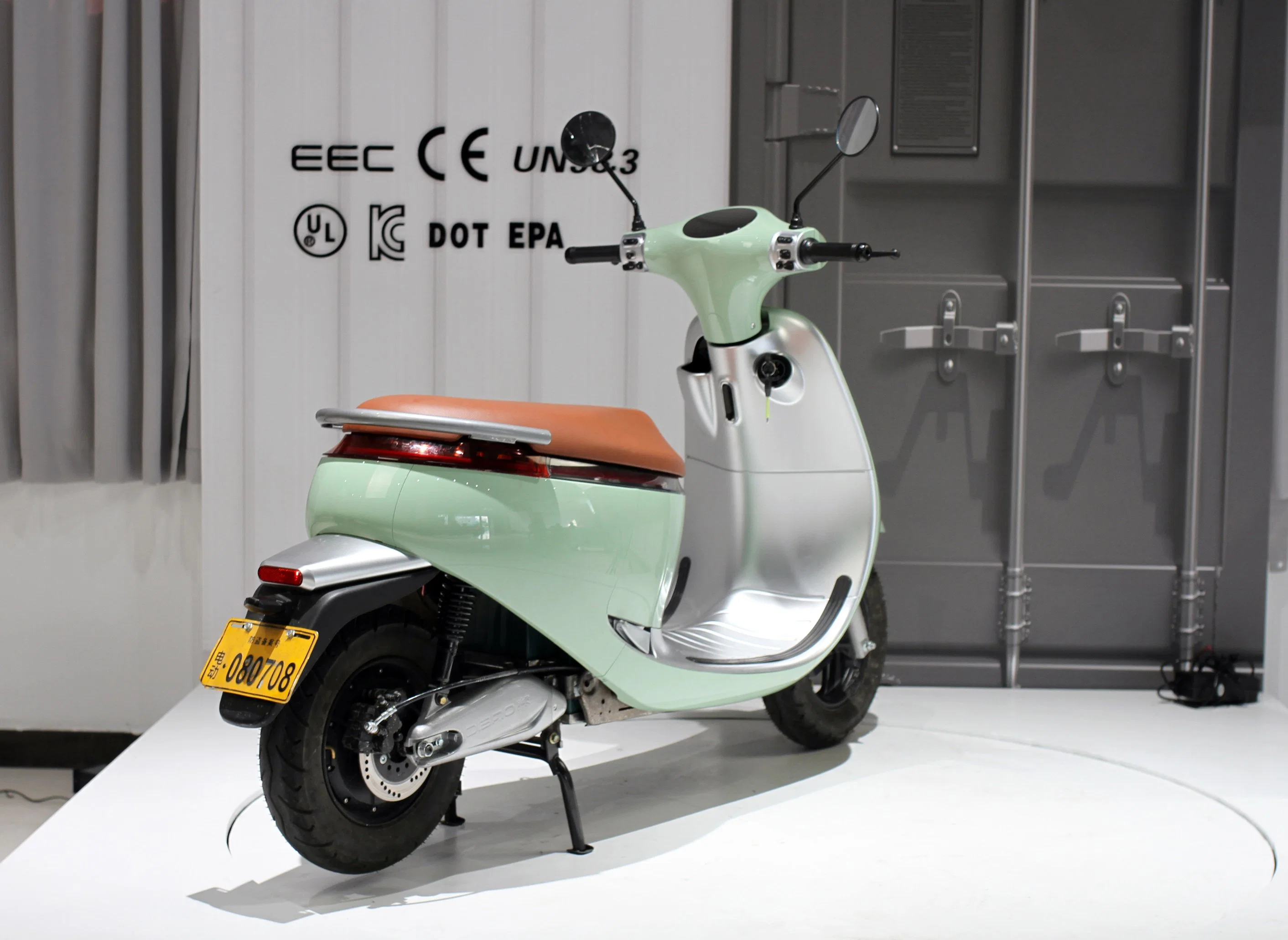 Motor lateral Scooter el&#233;ctrico motocicleta el&#233;ctrica
