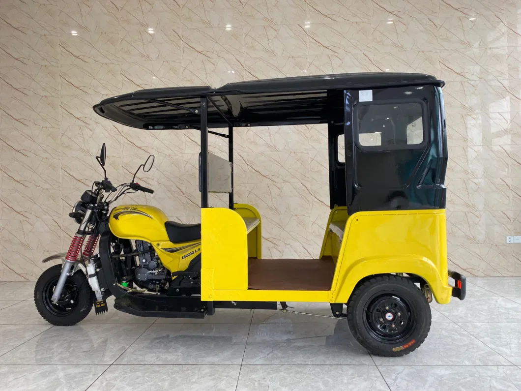 Watercooling Motorized Tuktuk in Cambodia Auo Rickshaw/Gasoline Taxi/Tricycle for Adults