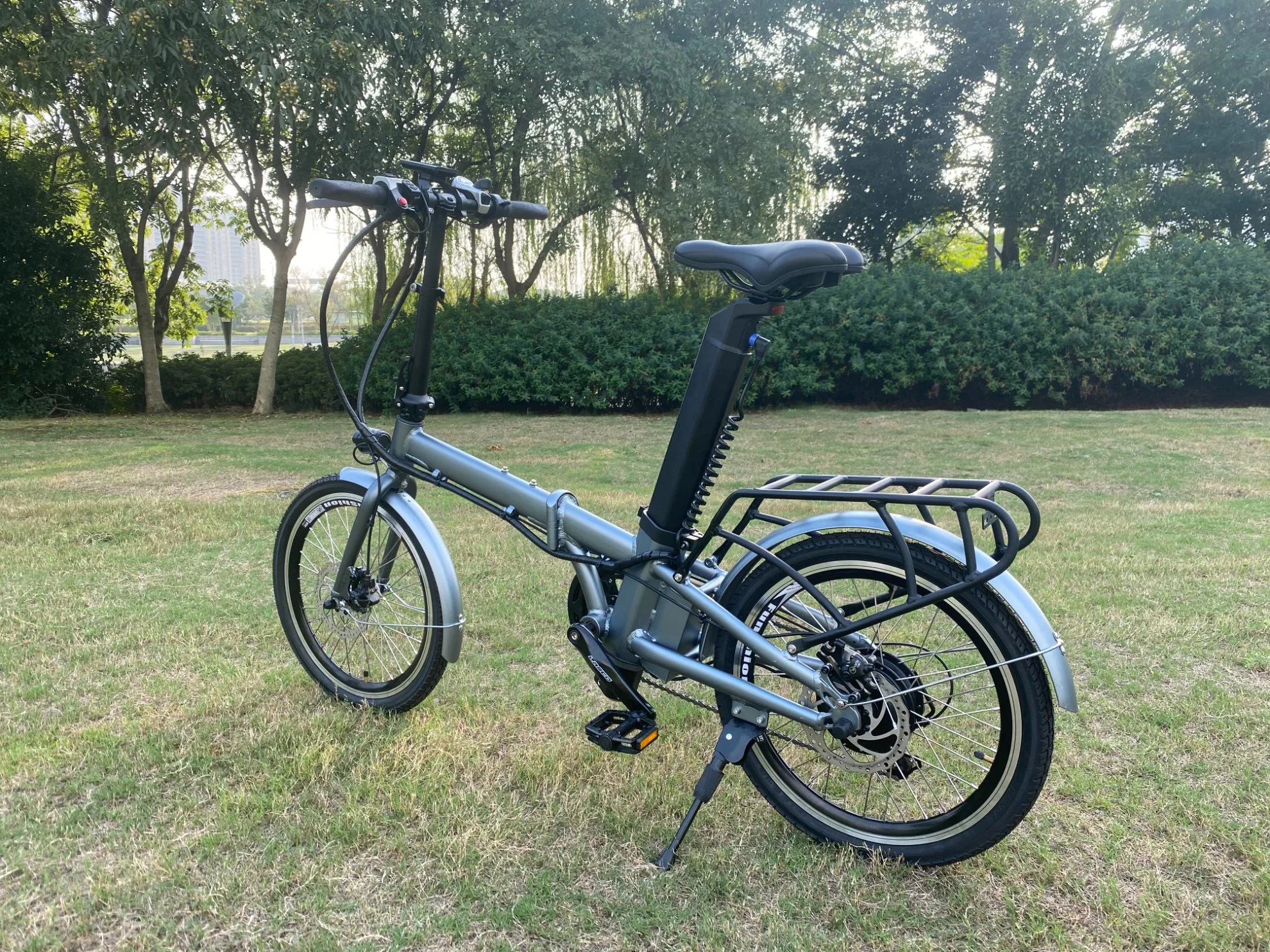 Bicicletta elettrica Ebike per adulti non piegata