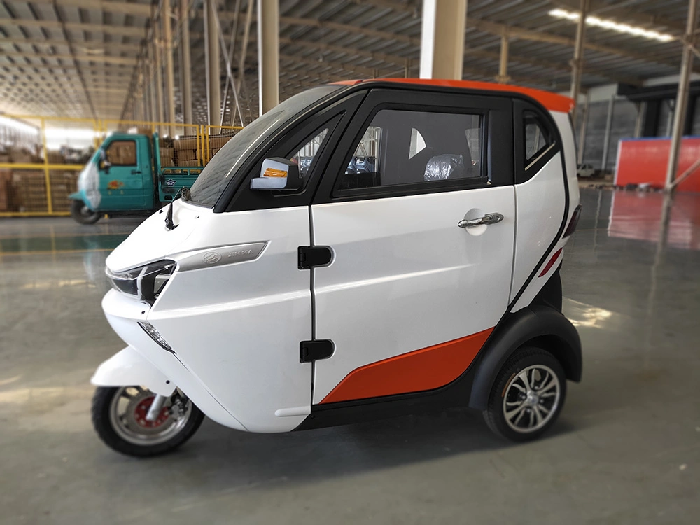 EEC L2e 1500W 3 Wheel Enclosed Electric Cabin Scooter