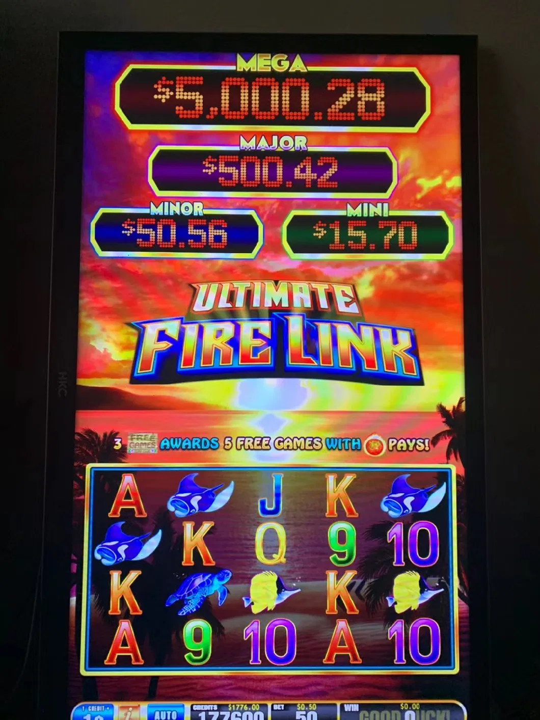 Ultimate Fire Link Multigame 43 Inch Curve Video Arcade Slot Game Machine
