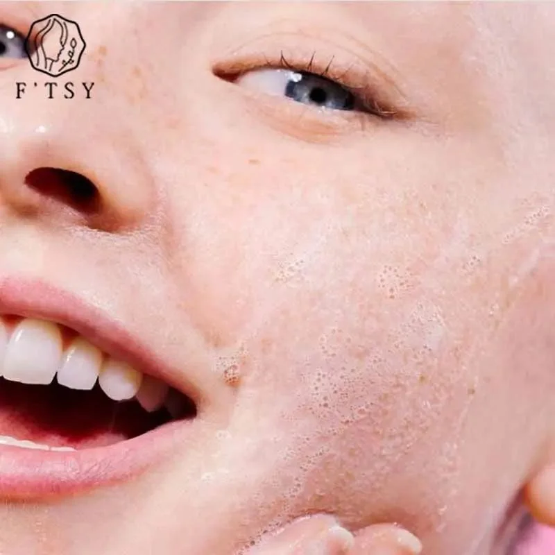 Hot-Selling Natural Vegan Moisturizing Fruit Blueberry Face Foam Cleanser Wash for Skin Care