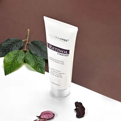  OEM Skin Care suavizar la piel piel Eliminar la suciedad Retinol Face Cleanser