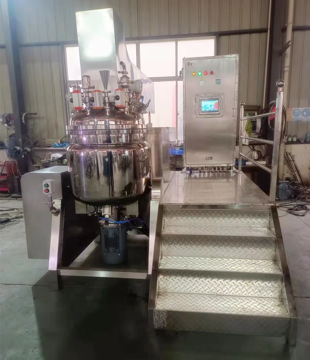 2000L China Industrial Homogenizer Blender Emulsifying Mixer with Electric Heating CE Approved