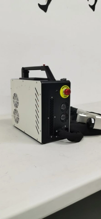 Rust Paint Powder-Coating Removal 50W Fiber Laser Cleaner Backpack Laser Cleaning Equipment 100W