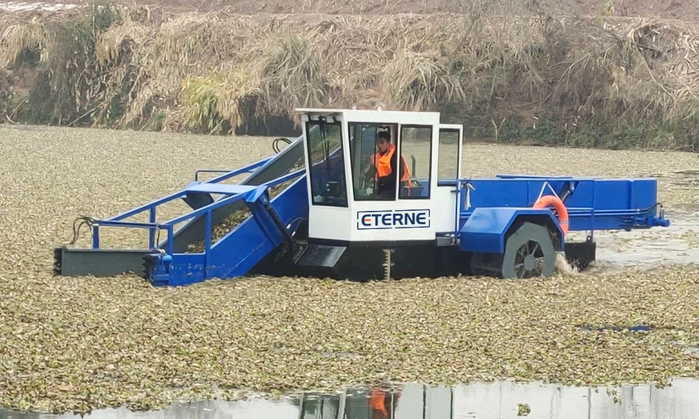 River Lake Rubbish Garbage Collection Boat Hyacinth Harvester Cleaner