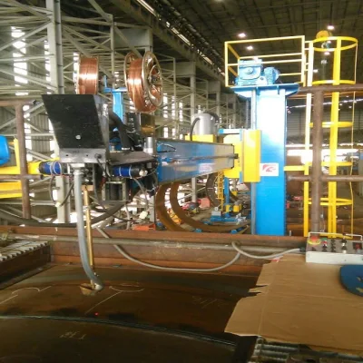 Pressure Vessel Welding Manipulator with Welding Column and Boom