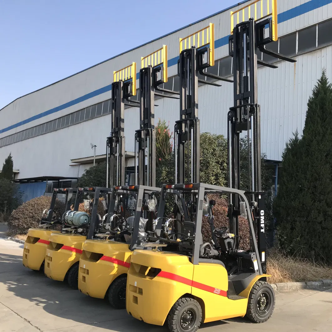 4.5m Lifting Height Three Stage Mast 2ton LPG Forklift