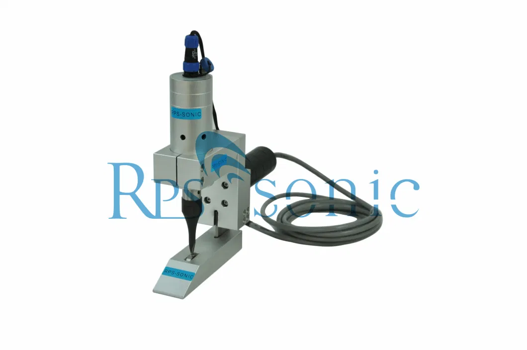 Easy Operate Ultrasonic Sewing and Cutting Machine for Nonwoven Welding