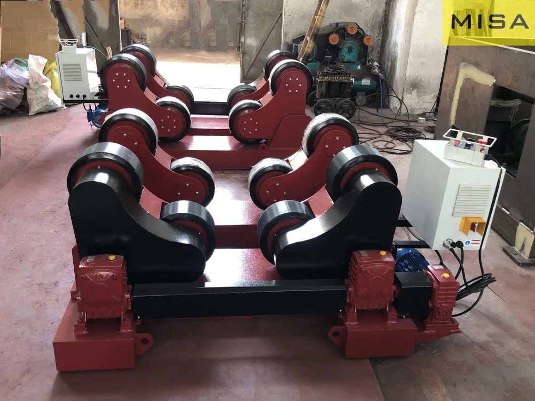 Self-Aligning Welding Rotator with Motorized Moving Pipe Turning