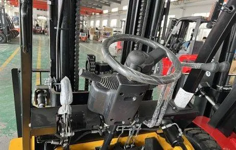 Cpcd100 Forklift Moving Machinery Diesel Truck Forklift with Side Shifter and Fork Positioner