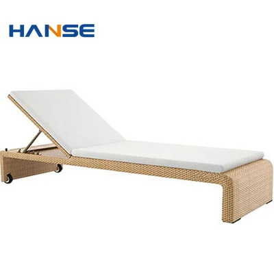 Foldable Outdoor White Plastic Sun Loungers Promotional in Water Pool Chair Furniture Ledge Sun Loungers