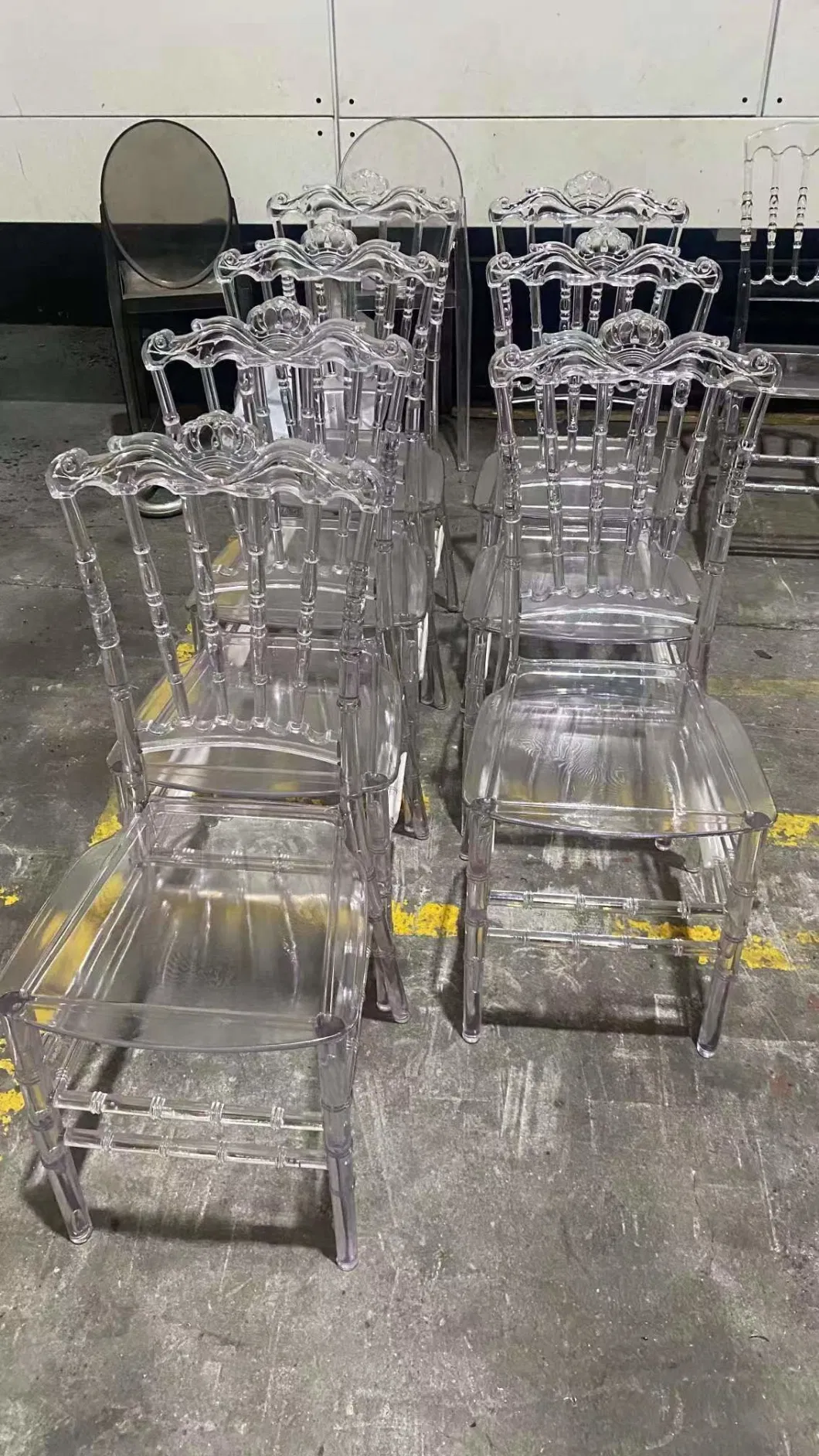 Wholesale Wedding Transparent Chair and Event Stacking Acrylic Ghost Crystal Clear Transparent Chair Plastic Chiavari Chair