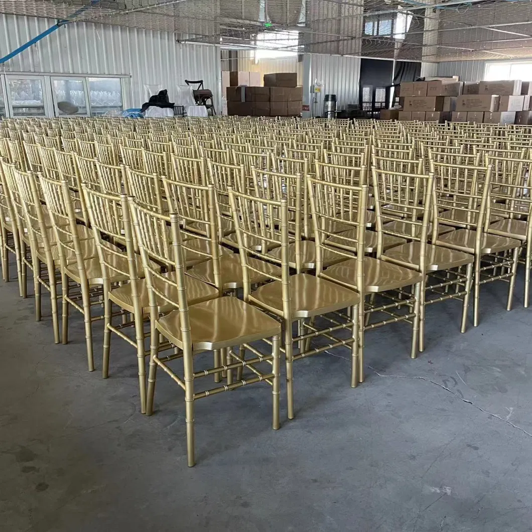 2024 Luxury Design Stackable Banquet Event Plastic Wedding Resin Gold Tiffany Chairs