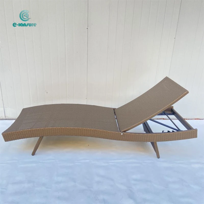 Luxury Outdoor Garden Rattan Furniture Series Rattan Lounge Chair with Coffee Table Set for Hotel and Home