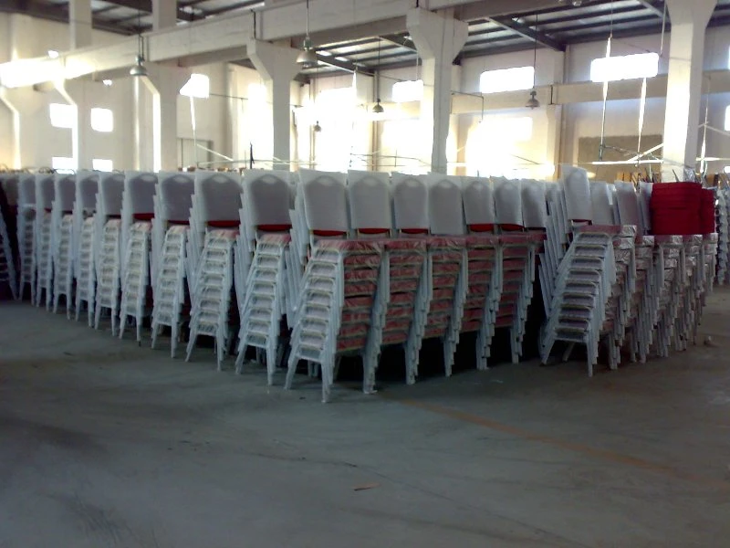 Wholesale Wooden Chair Dining Folding Chairs for Wedding Party Events (ZG26-012)