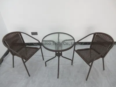  La llegada de nuevos juegos de mesa al aire libre de PE de alta calidad de mimbre Rattan mesa de comedor con cristal templado Top