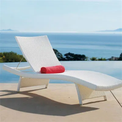 Personalizar Venta caliente moderno ocio al aire libre Jardín Patio Hotel Resort Villa Casa de tejido artesanal tejido de mimbre Rattan PE doble cuerda chaise lounge