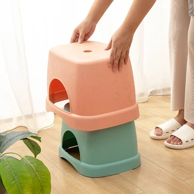 843 Casa de gran calidad simple silla de plástico resistente taburete de plástico