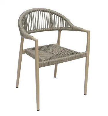 Sillas de restaurante apilables de alta calidad de ratán de plástico, tanto para uso en interiores como en exteriores, sillas de comedor de metal para jardín y comedor estilo bistró francés.