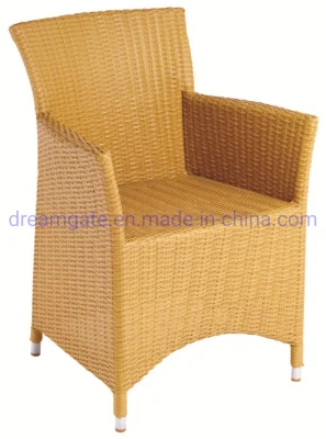 La clásica casa fantasma de Rattan silla