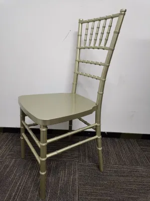 Sillas Tiffany Chiavari para boda, de metal y resina apilable con champán