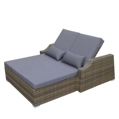  Venta en caliente Mobiliario de Hotel exterior Rattan Beach Pool Sun Lounger
