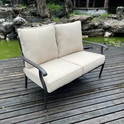 Muebles de aluminio fundido Mobiliario de jardín exterior Sofá trenzado 5PCS