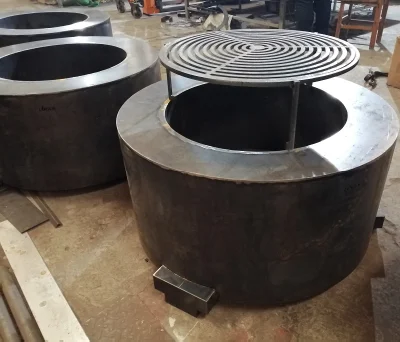 Chimenea de madera redonda Corten Acero Fits Fuego Jardín Metal Fuego Tabla