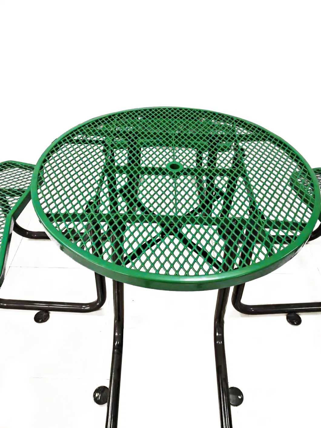 OEM High Quality Furniture 46&quot; Ada Outdoor Round Garden Expanded Picnic Dining Table and Chairs