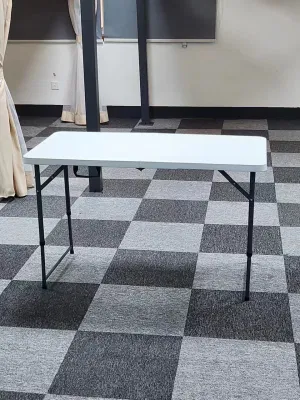  4FT 120cm piccolo campeggio esterno Eventi tavolo portatile pieghevole in plastica