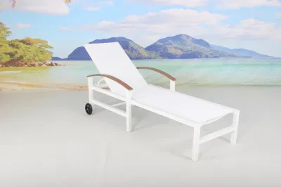  All&prime;ingrosso esterno patio Deck Mobili piscina Bianco alluminio sdraio Con ruote