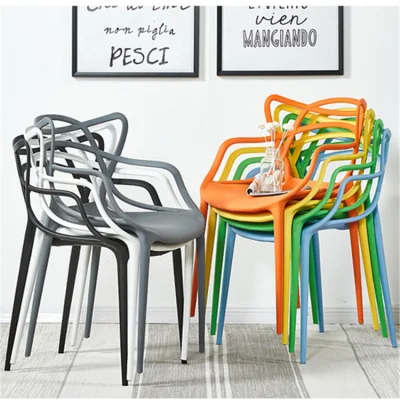  Commercio all&prime;ingrosso esterno Silla Lounge/Ristorante/Sedie in plastica impilabile Prezzo per pranzo/moderno/Party/Giardino/caffè Mobili per negozi/eventi/sala da pranzo