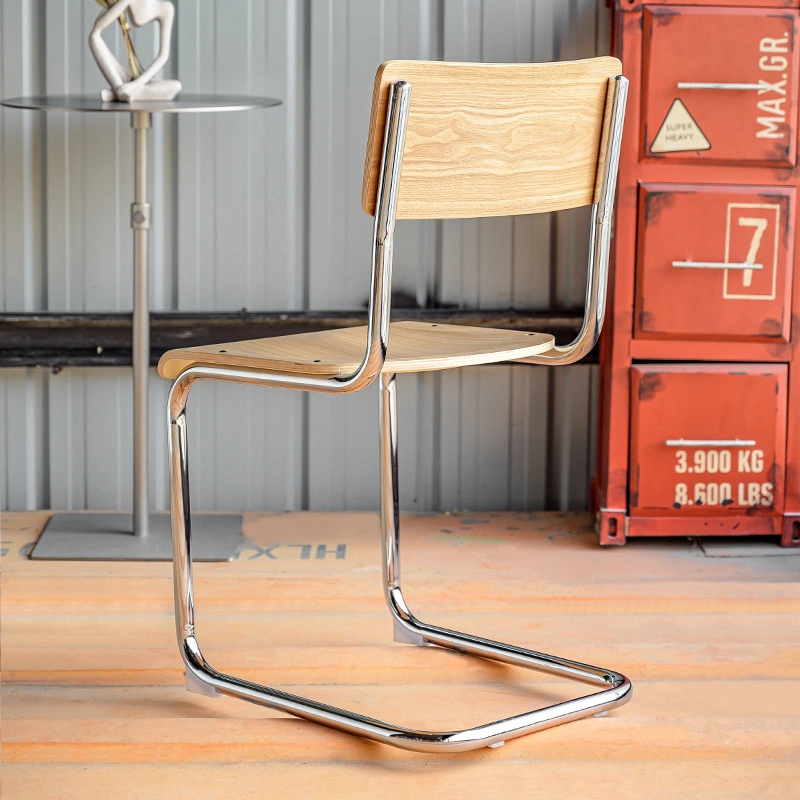 Economical Nordic Bent Wood Dining Chair