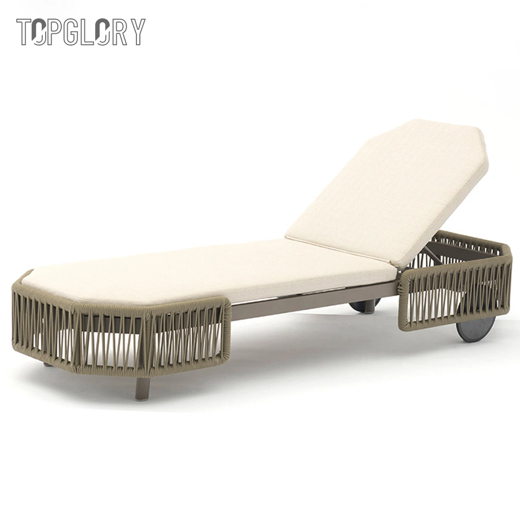 Outdoor Garden Patio Furniture Beach Pool Daybed Rattan Sun Chaise Lounger