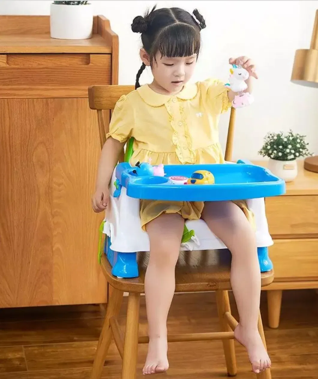 Kids Feeding Kisds Dining Children&prime;s Chair for Dining Room Floor Booster Seat