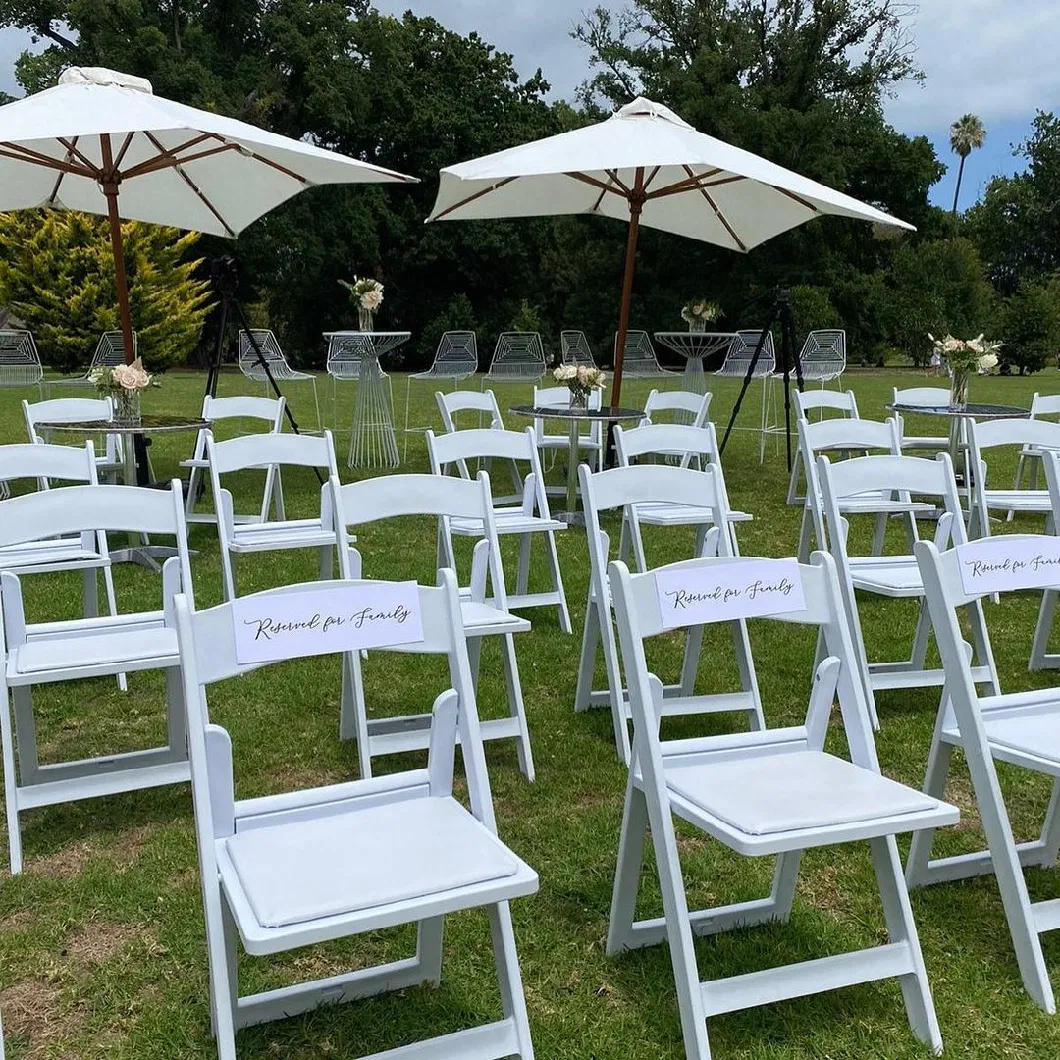 Outdoor Wedding Wimbledon Padded White Resin Folding Chairs for Events