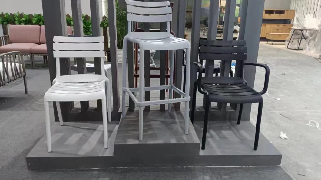 Comfortable Cheap Bar Chair Wholesale Leisure Bar Chair White New Design Outdoor Bar Stool