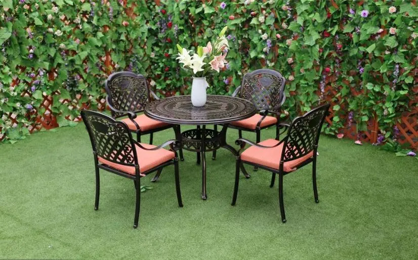 Outdoor Patio Garden New Restaurant Metal Dining Outdoor Furniture Cast Aluminum Table and Chair Set