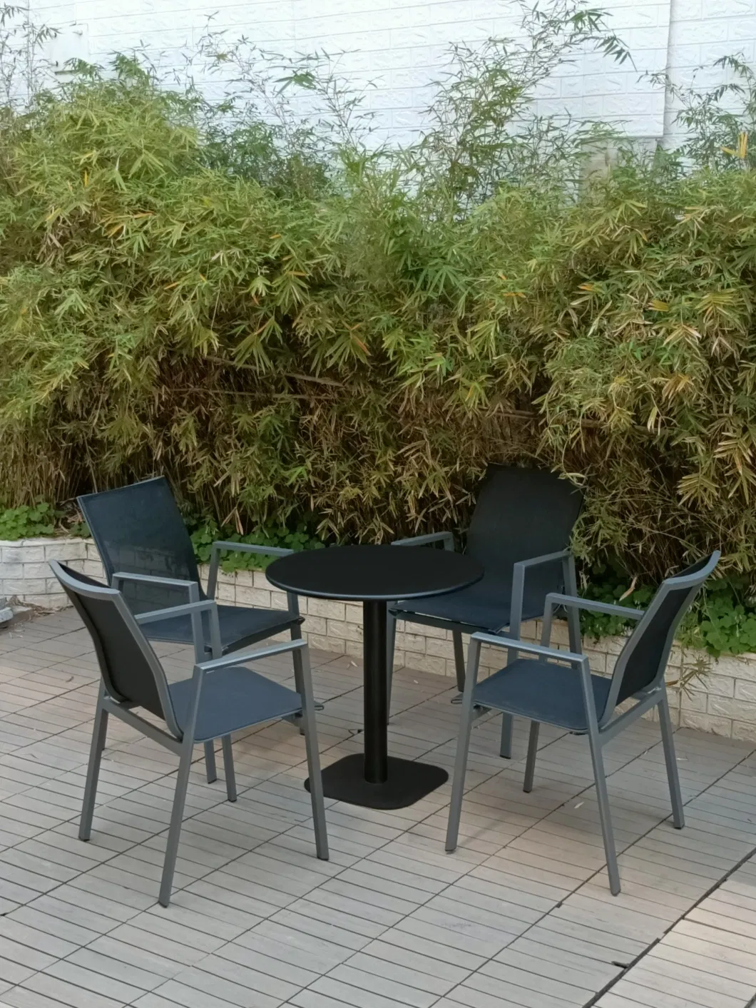 Garden Furniture Cheap Metal Mesh Dining Chair Outdoor Patio Chairs Vintage French Furniture Rattan Bistro Chairs for Restaurant