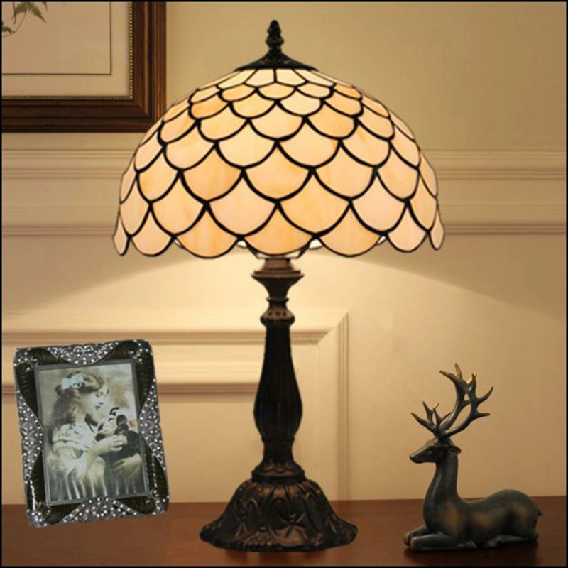 30cm Tiffany Table Lamp Resin Base Leaves Lampshade Bedroom Retro Table Lamp (WH-TTB-64)